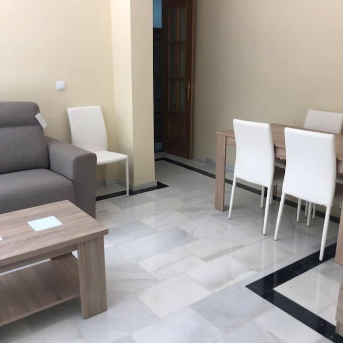 Apartment Vibora, 2 Plazas De Garaje,
